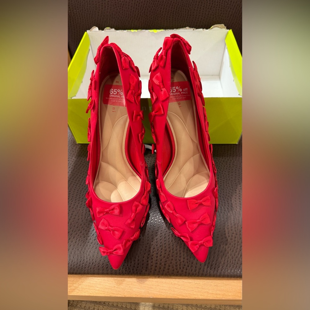 Gianni Bini Serena Satin Mini Bows Pointed Toe Pumps - Picture 6 of 7